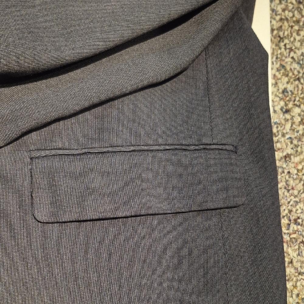 Van Heusen Sport Coat with Notched Lapel - Picture 2 of 15